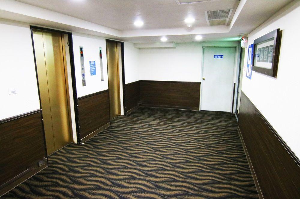 Liho Hotel Tainan Extérieur photo
